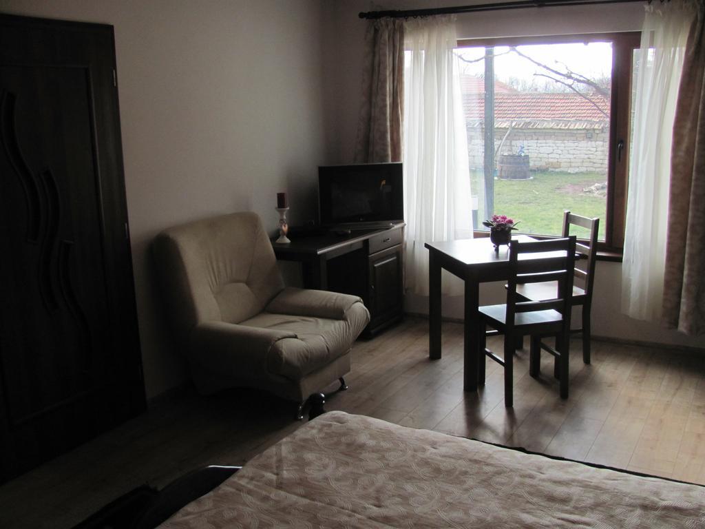 Guest House Villa Elma Nevsha Rum bild