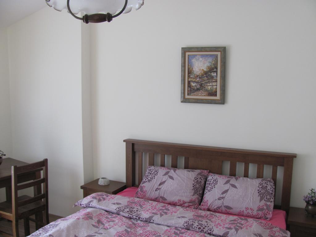Guest House Villa Elma Nevsha Rum bild